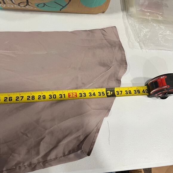 Soma Women's Satin Long Sleeve Button Up Sleep Shirt in Silver Taupe Large - Picture 5 of 8